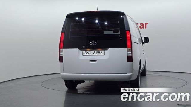 Hyundai Staria Cargo 3-Seater Smart 2022 — фото 4