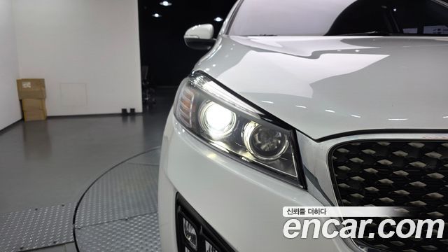 Kia Sorento Diesel 2.0 2WD Prestige 2015 — фото 22
