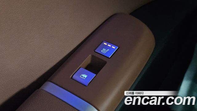 Hyundai Grandeur Hybrid (GN7) Exclusive 2023 — фото 18