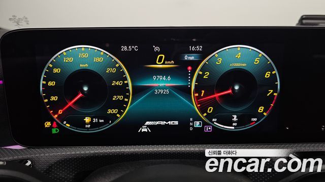 Mercedes-Benz A-Class (W177) AMG A45 4MAITC+ Hatchback 2022 — фото 8