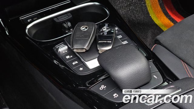 Mercedes-Benz A-Class (W177) AMG A45 4MAITC+ Hatchback 2022 — фото 9