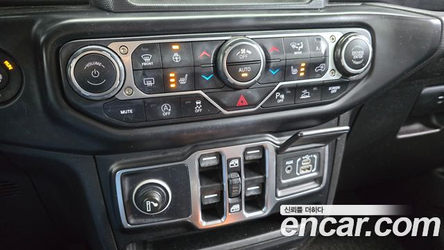Jeep Wrangler (JL) 2.0 Overland 4Door 2022 — фото 20