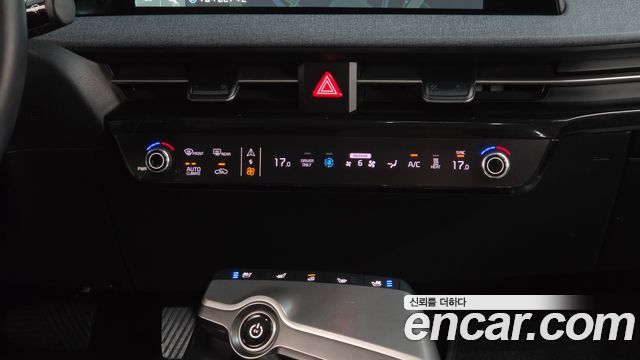 Kia EV6 Long Range Air 2022 — фото 36