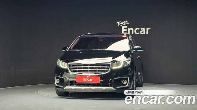 Kia Carnival 9-seater Luxury 2017 — фото 3