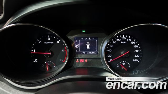 Kia Carnival 9-seater Luxury 2017 — фото 8