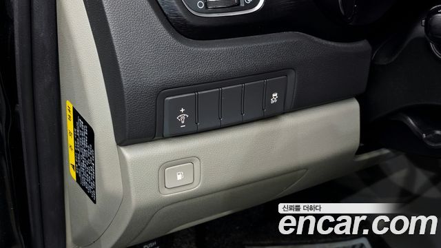 Kia Carnival 9-seater Luxury 2017 — фото 36