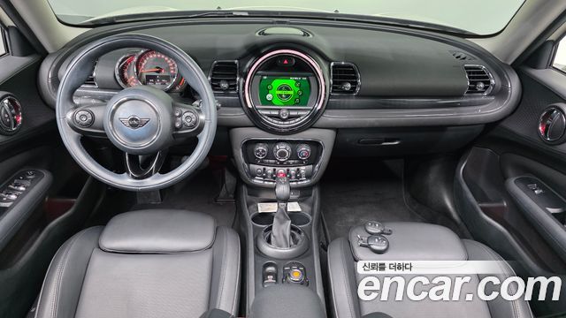 MINI Cooper Clubman Standard 2nd 2019 — фото 7