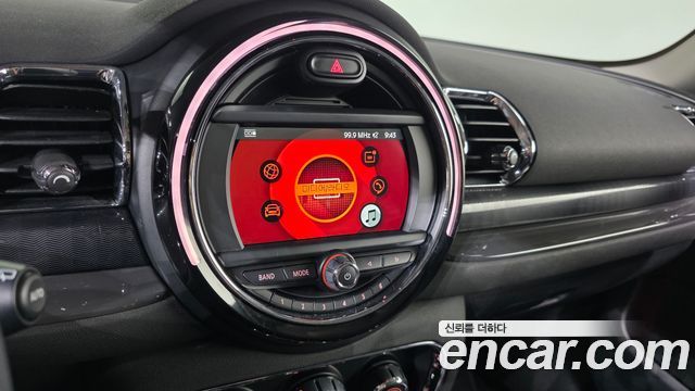 MINI Cooper Clubman Standard 2nd 2019 — фото 14