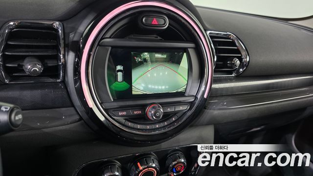 MINI Cooper Clubman Standard 2nd 2019 — фото 18
