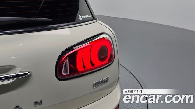 MINI Cooper Clubman Standard 2nd 2019 — фото 23