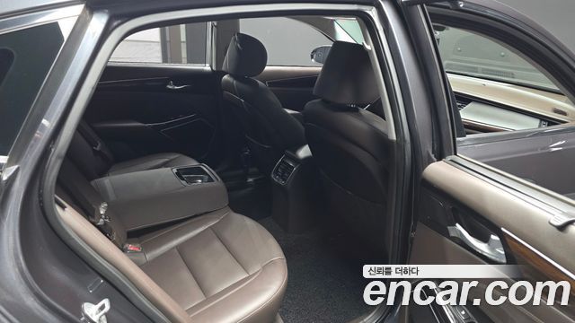 Kia K7 2.4 GDI Limited 2018 — фото 12