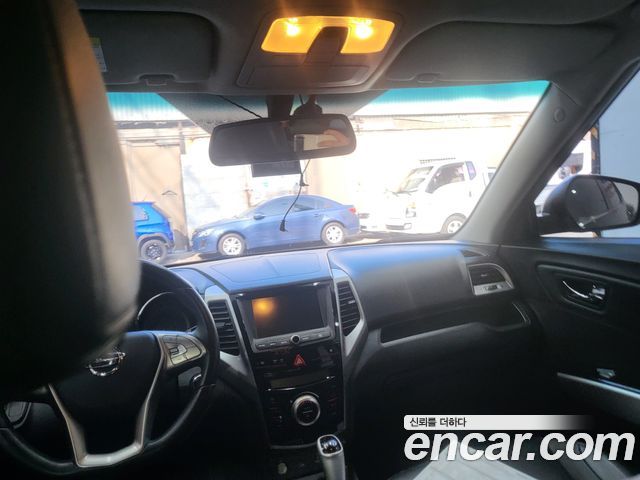 KG Mobility (SsangYong) Tivoli LX 2WD DLX 2016 — фото 15