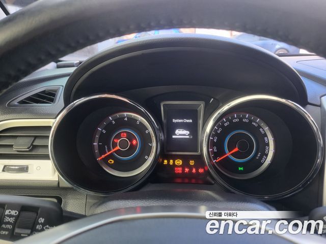 KG Mobility (SsangYong) Tivoli LX 2WD DLX 2016 — фото 17