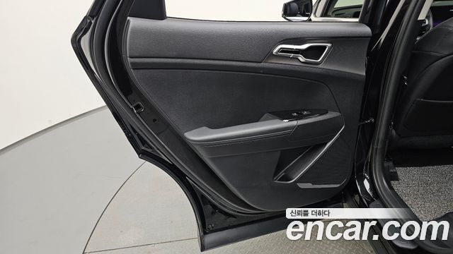 Kia Sportage (V) Gasoline 1.6 Turbo 2WD Nobleless 2024 — фото 31