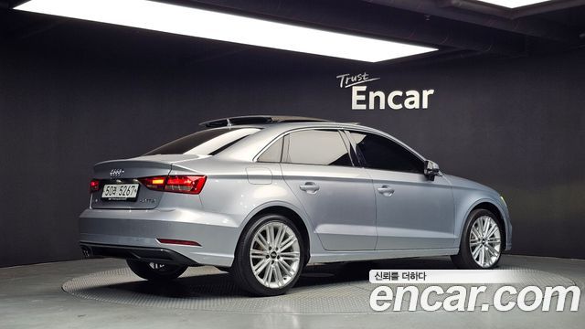 Audi A3 40 TFSI 8V 2018 — фото 2