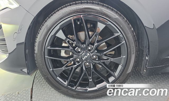 Kia K5 (III) 1.6 Turbo Signature 2022 — фото 5