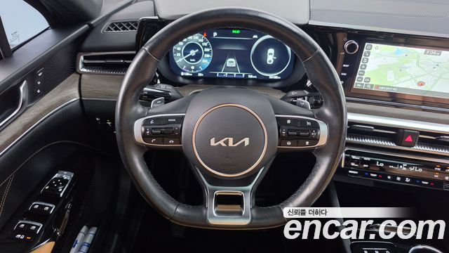 Kia K5 (III) 1.6 Turbo Signature 2022 — фото 17