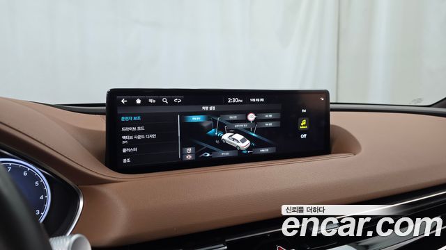 Genesis G80 (RG3) Gasoline 2.5 Turbo AWD 2022 — фото 15