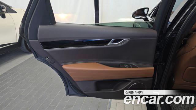 Genesis G80 (RG3) Gasoline 2.5 Turbo AWD 2022 — фото 25
