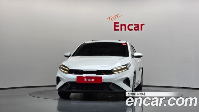 Kia K3 (II) 1.6 Prestige 2022 — фото 3