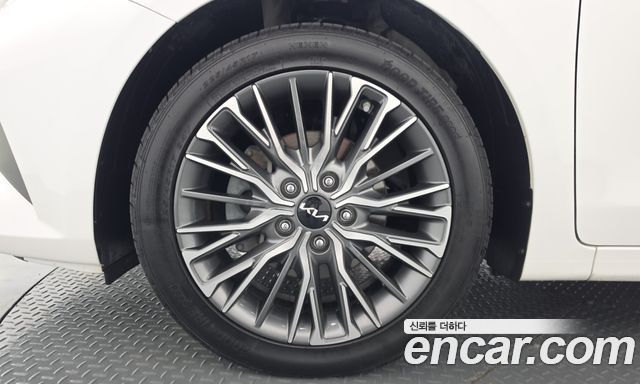 Kia K3 (II) 1.6 Prestige 2022 — фото 5