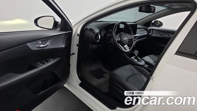 Kia K3 (II) 1.6 Prestige 2022 — фото 10