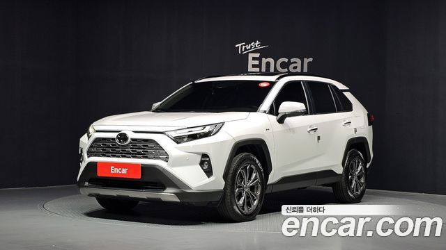 Toyota RAV4 (V) 2,5 4WD Hybrid LTD 2025 — фото 1