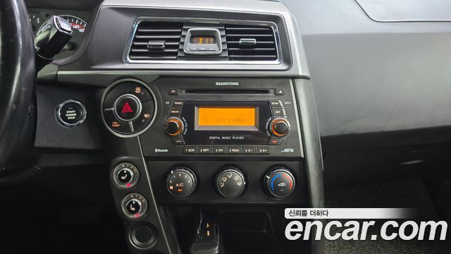 KG Mobility (SsangYong) Korando Sport 2.2 CX5 2WD CLUB 2017 — фото 12