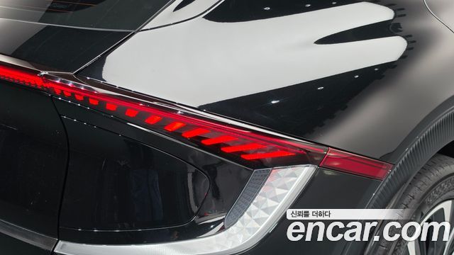 Kia EV6 Long Range Earth 2023 — фото 23