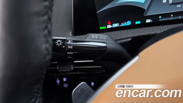 Kia EV6 Long Range Earth 2023 — фото 36