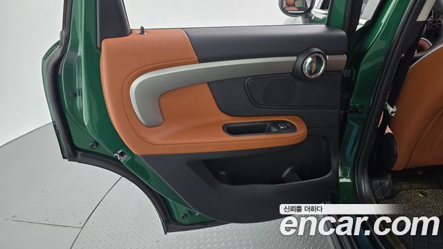 MINI Cooper S Countryman ALL4 Classic 2nd 2024 — фото 31