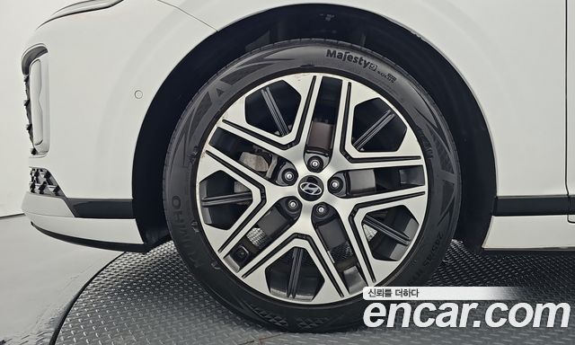 Hyundai Grandeur (GN7) 2,5 Gasoline 2WD Exclusive 2023 — фото 5