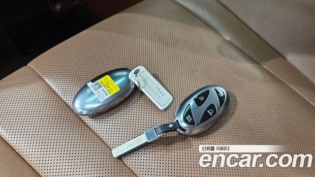 Hyundai Grandeur (GN7) 2,5 Gasoline 2WD Exclusive 2023 — фото 34