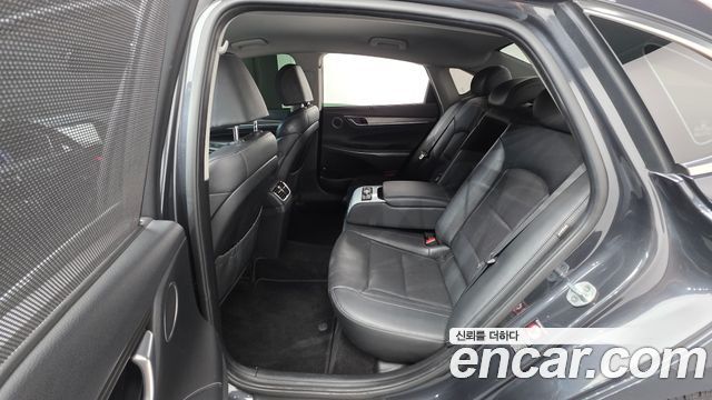 Hyundai Grandeur (IG) 2.4 Premium Special 2018 — фото 16
