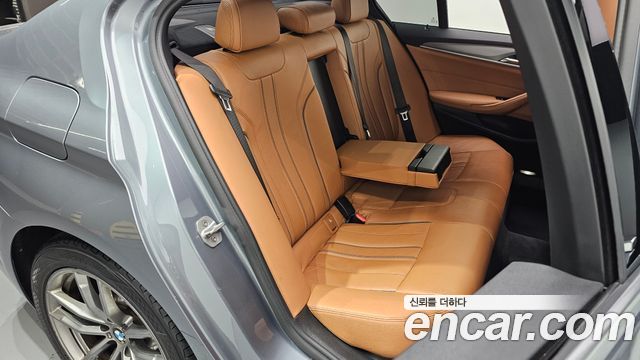 BMW 5 Series (G30) 520d M Sport Special Edition 2018 — фото 11