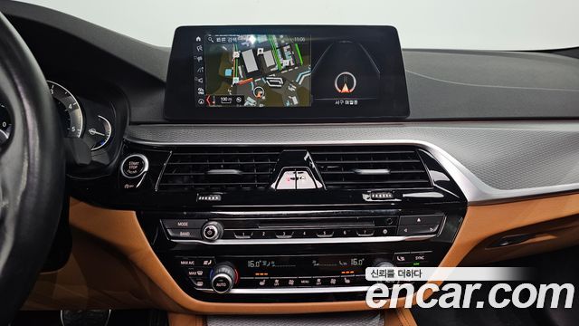 BMW 5 Series (G30) 520d M Sport Special Edition 2018 — фото 12