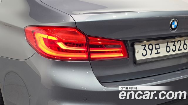 BMW 5 Series (G30) 520d M Sport Special Edition 2018 — фото 23