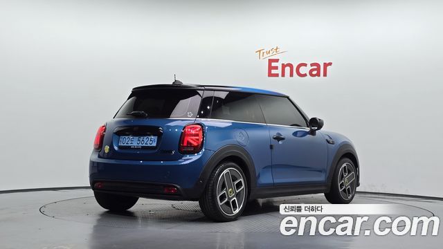 MINI Cooper Electric Gen ZE Edition 3rd 2022 — фото 2