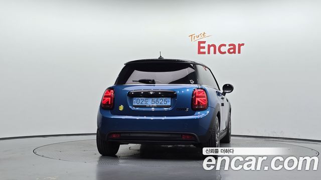 MINI Cooper Electric Gen ZE Edition 3rd 2022 — фото 4