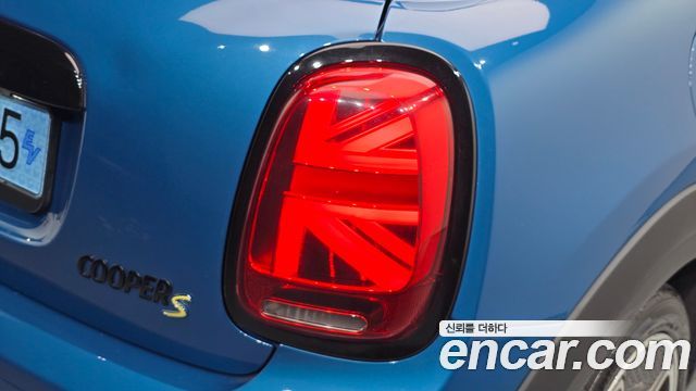 MINI Cooper Electric Gen ZE Edition 3rd 2022 — фото 23