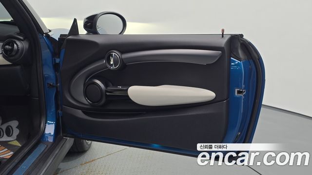 MINI Cooper Electric Gen ZE Edition 3rd 2022 — фото 25