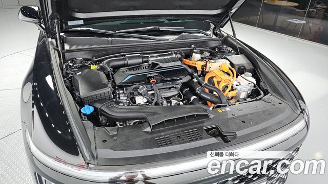 Hyundai Grandeur Hybrid (GN7) Exclusive 2023 — фото 6