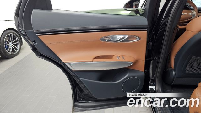 Genesis GV70 2.5T Gasoline 2WD 2023 — фото 25