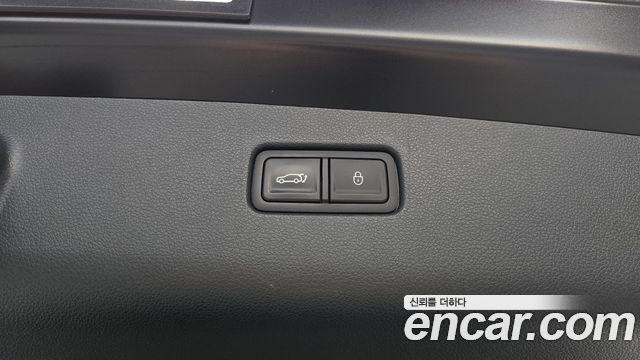 Genesis GV70 2.5T Gasoline 2WD 2023 — фото 30