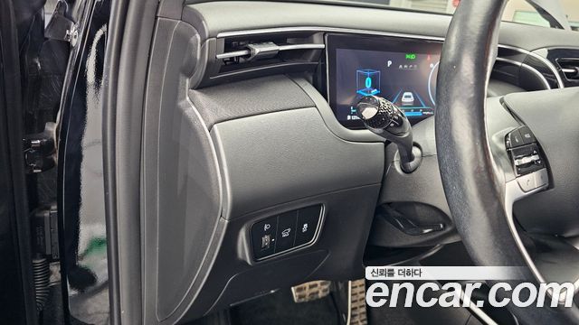 Hyundai Tucson (NX4) Gasoline 1.6 Turbo 2WD Inspiration 2022 — фото 17