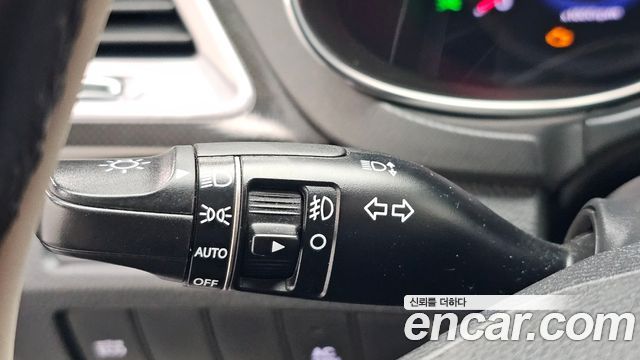 Hyundai Maxcruise Diesel(e-VGT) 2.2 2WD Exclusive Special 2016 — фото 28