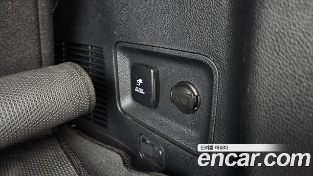 Hyundai Maxcruise Diesel(e-VGT) 2.2 2WD Exclusive Special 2016 — фото 29