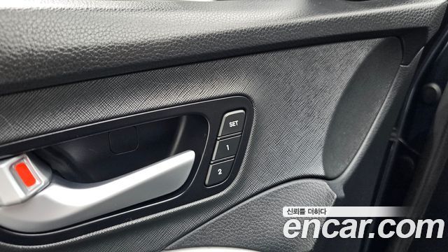 Hyundai Maxcruise Diesel(e-VGT) 2.2 2WD Exclusive Special 2016 — фото 33