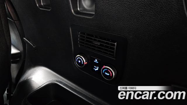 Hyundai Maxcruise Diesel(e-VGT) 2.2 2WD Exclusive Special 2016 — фото 34