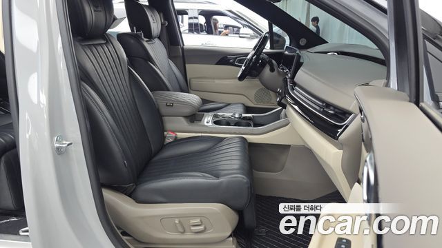 Kia Carnival (IV) Gasoline 9-Seater Hi Limousine (7-seater Limousine(Special vehicle) 2025 — фото 11